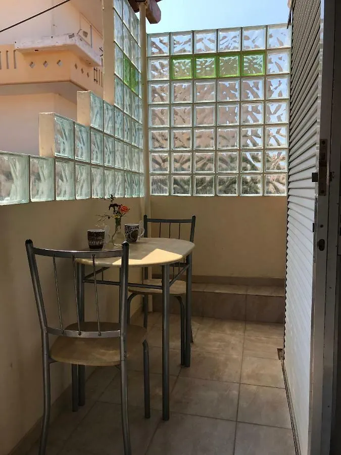 Cozy One-Bedroom Apartment In Halepa, Chania Χανιά