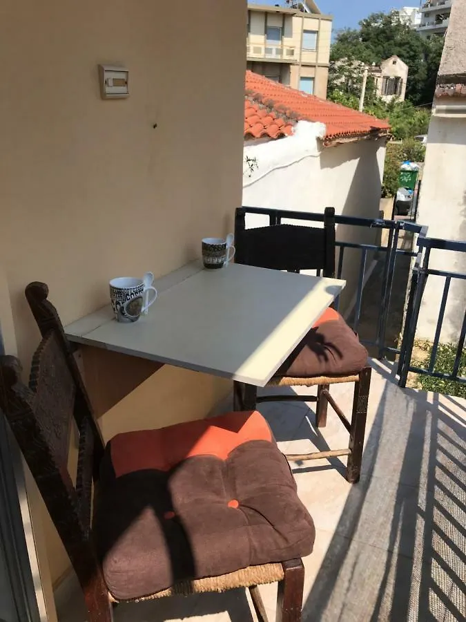 Cozy One-Bedroom Apartment In Halepa, Chania Χανιά